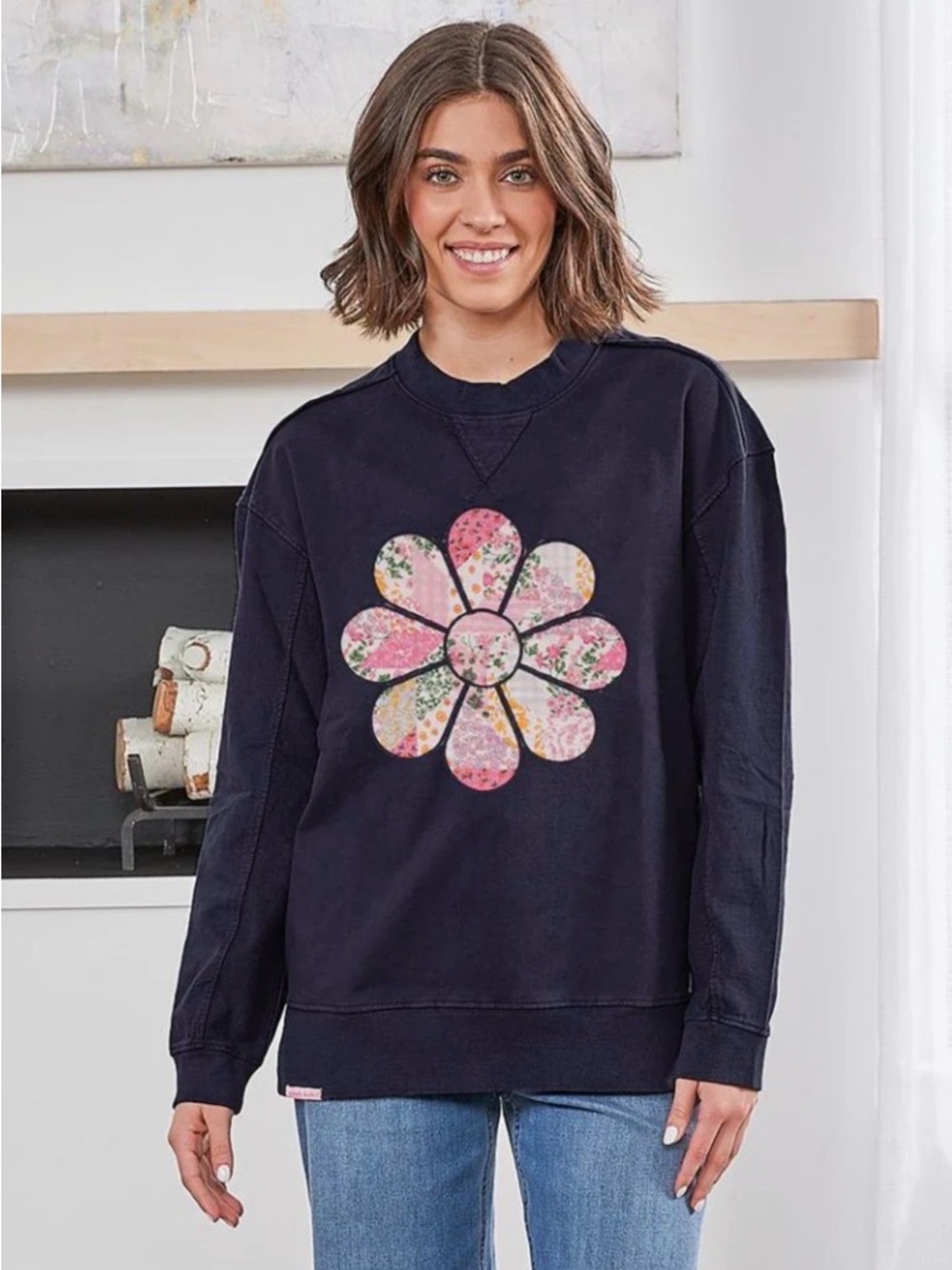 Simply Southern Navy Floral Daisy Pullover